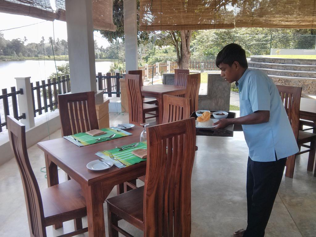 Lotus Villa Holiday Resort Matara Luaran gambar